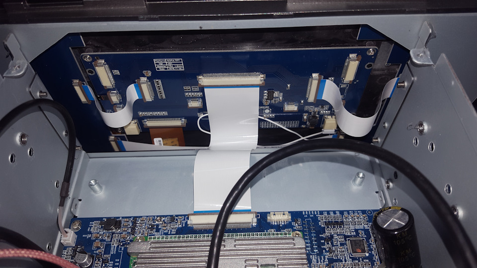 Тыльная сторона дисплея — Toyota Camry (XV40)