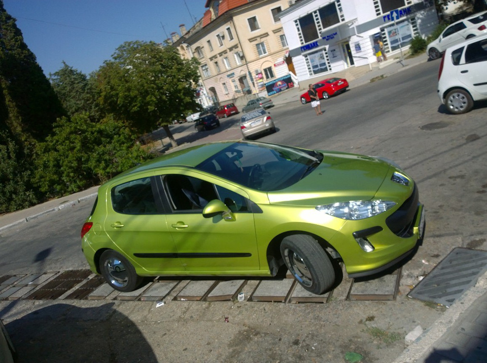 Фото в бортжурнале Peugeot 308 (1G)