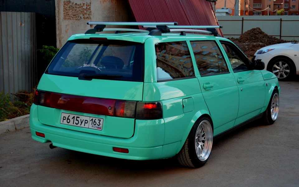 Lada 2111