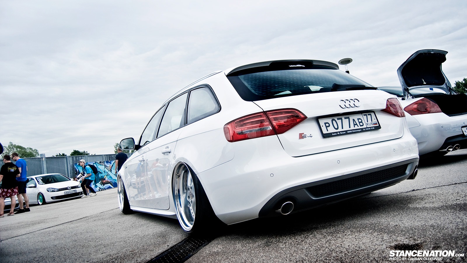 audi a4 b8 заводится и сразу глохнет