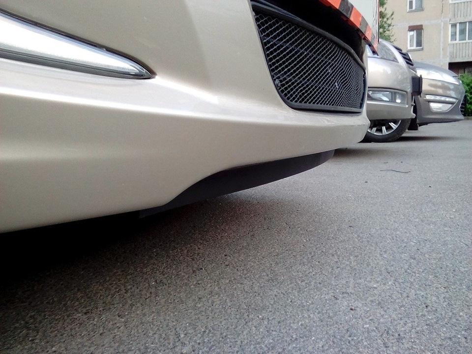 Молдинг на передний бампер — Hyundai Solaris (1G), 1,6 л, 2014 года ...