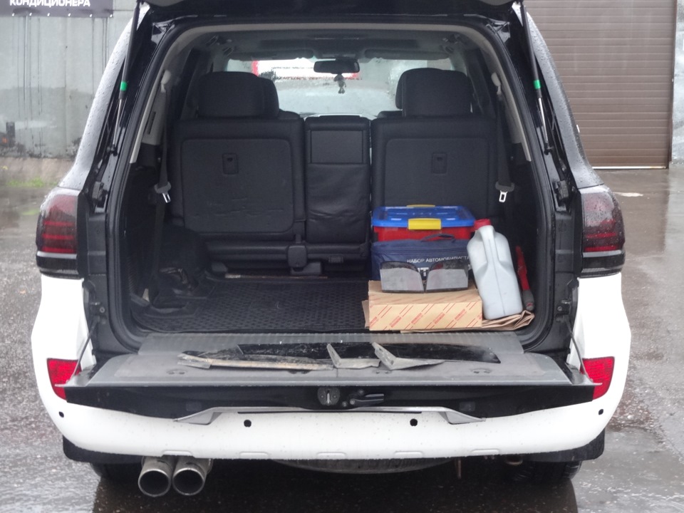 Фото в бортжурнале Toyota Land Cruiser 200