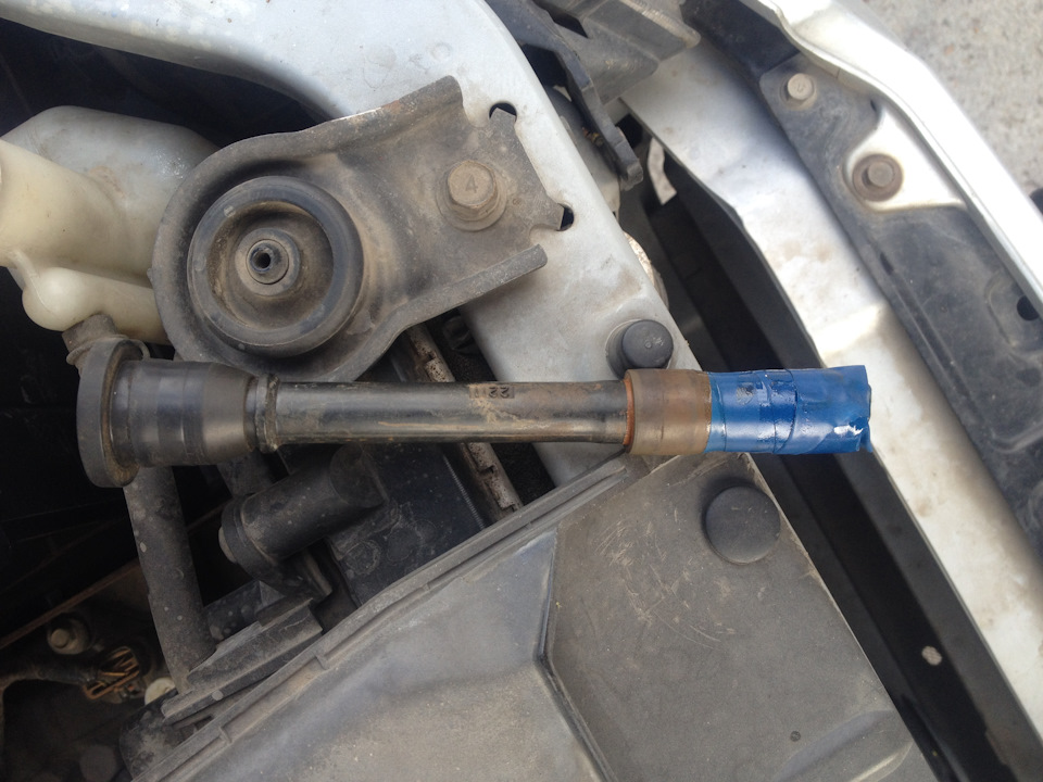 Наконечник катушки. — Mitsubishi Lancer IX, 1,5 л, 2007 года ...