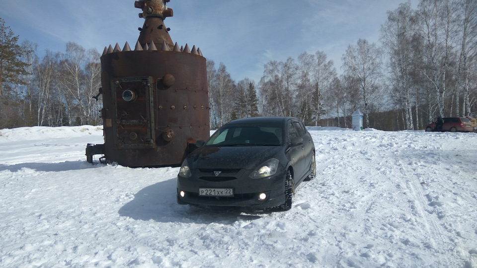 Вода в боковых карманах багажника. — Toyota Caldina (241), 2 л, 2002 ...