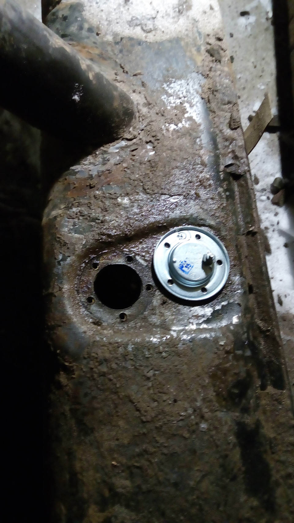 73a6bdes 960 Как крепить бензобак на уаз 469