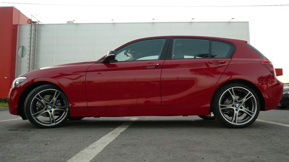 BMW 1 series 118i бычок