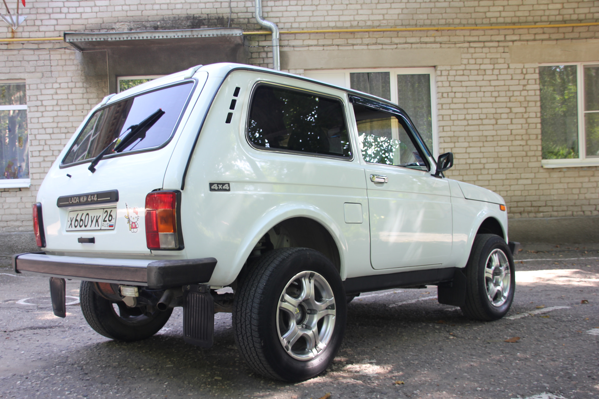 Нива классик. Нива классика. Lada Niva Classic 22. Нива классика 1996. Нива классика деф.