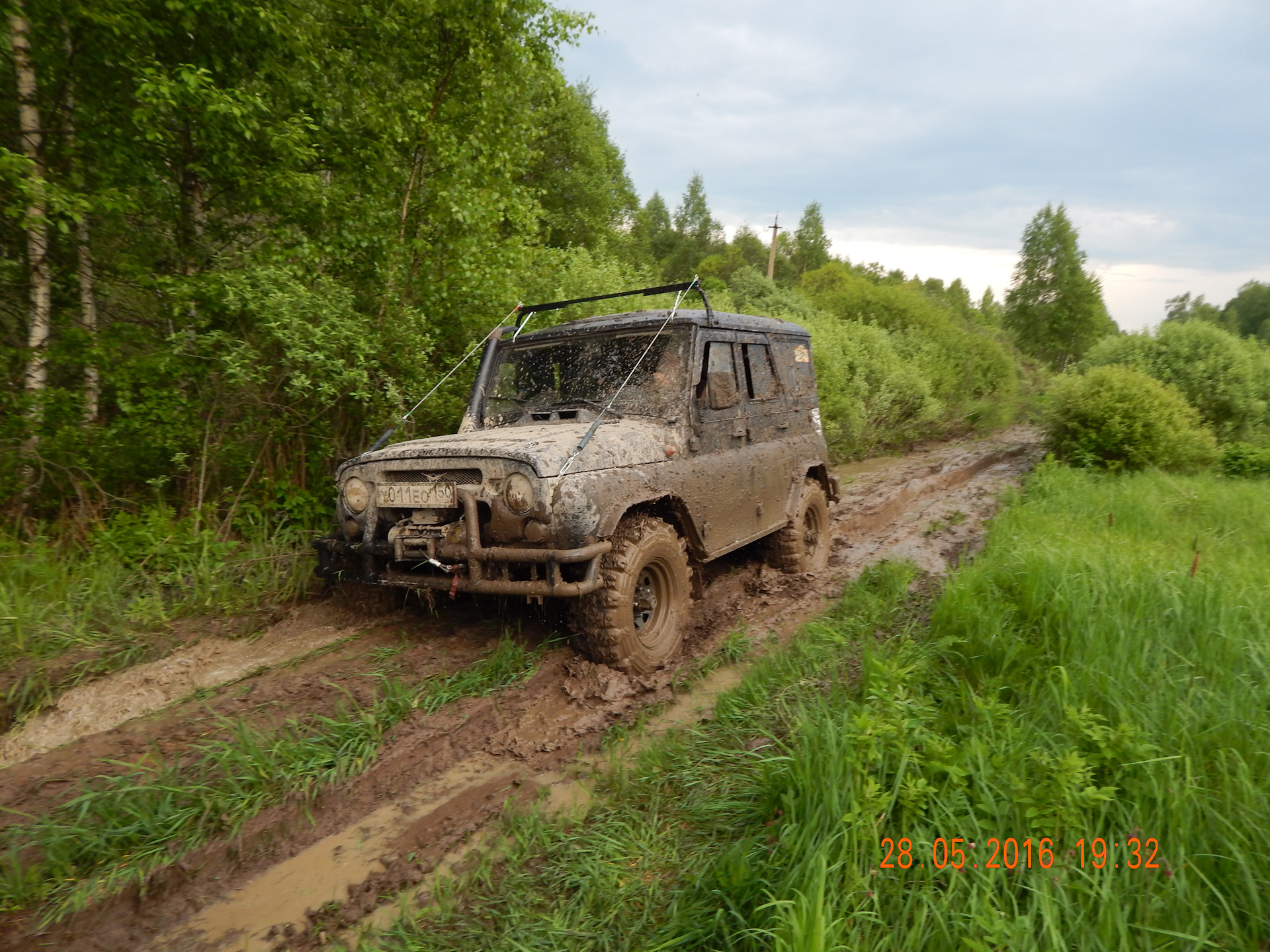 УАЗ 3151 В грязи