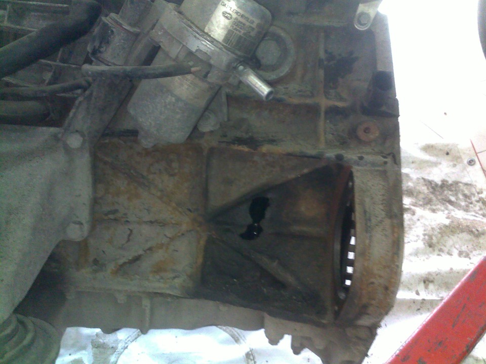 последствия гидроудара — Mercedes-Benz E-class (W210), 2 л, 2000 года ...