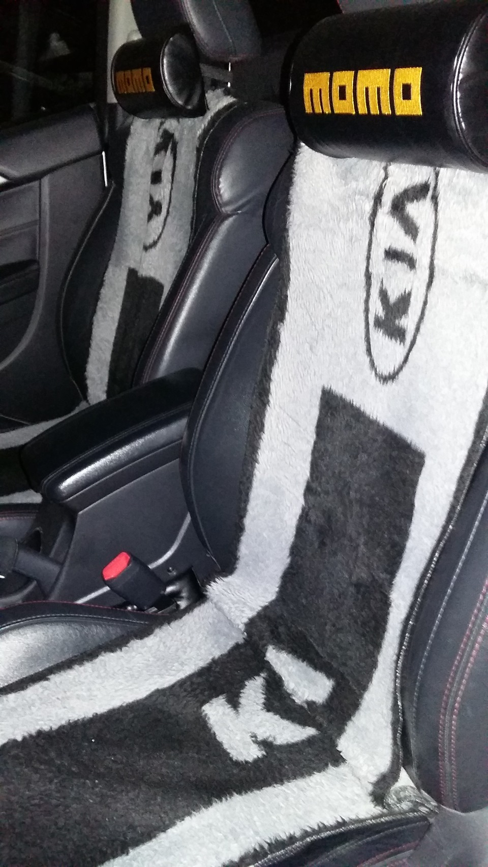 momo подголовники и чехлы на сидушки — KIA Cerato Koup (1G), 1,6 л ...