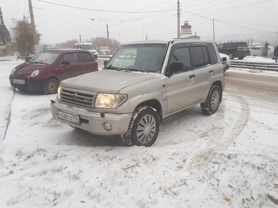 Mitsubishi pajero pinin 1.8. Паджеро Пинин 1,8. Паджеро Пинин 1.8 2001. Митсубиси Паджеро Пинин 1.8.