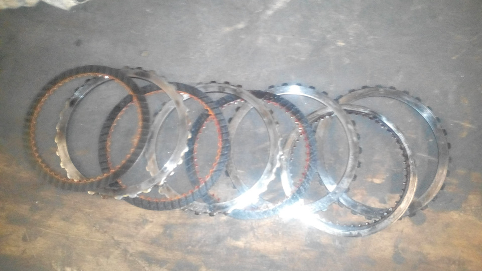 Фрикционы 3 передачи. Фрикционные диски акпп 2zr. Фрикционы 3г833. Гидроусилитель фрикционов т-4. 06 cd4e комплект фрикционов.