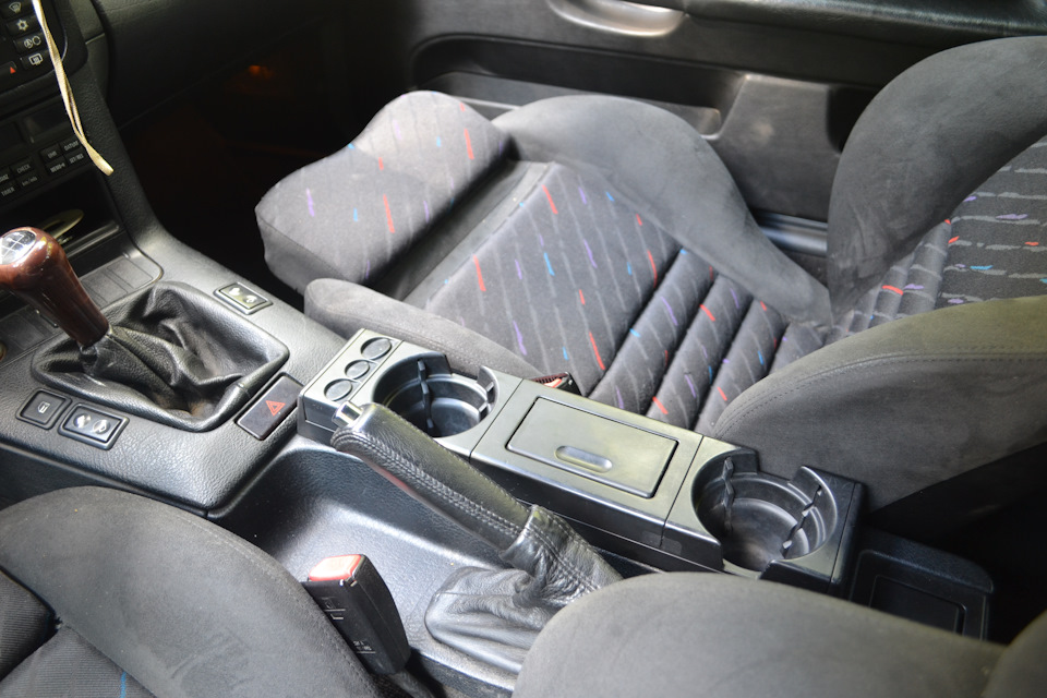 №53 Подстаканники — BMW 3 series Coupe (E36), 2,5 л, 1996 года ...