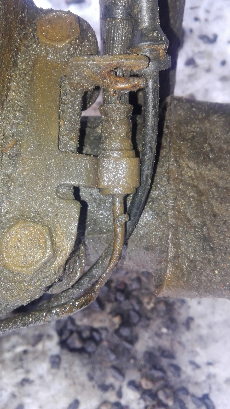 Сгнившая трубка — Chrysler Town and Country IV