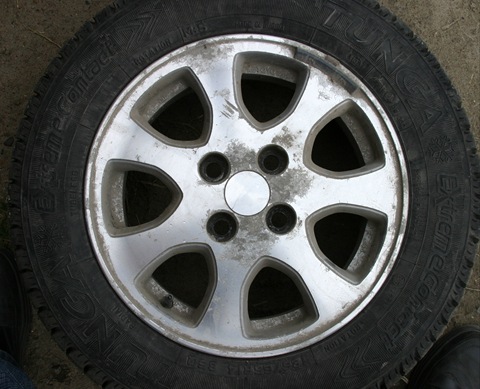 Wheel coloring - Toyota Corolla Spacio 18 liter 1999