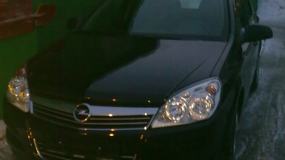 закончилась красивая езда без номеров — Opel Astra H, 1,6 л, 2011 года ...