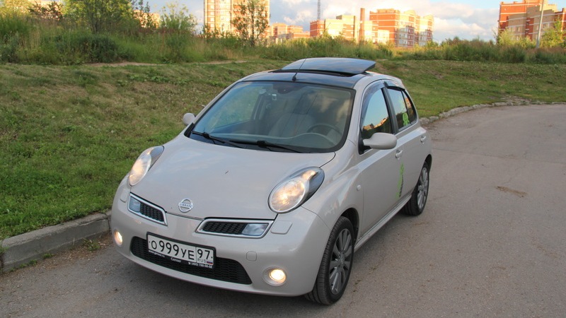 Реснички Nissan March k12