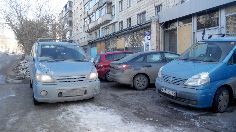 Фото в бортжурнале Nissan Serena Mk II (C24)