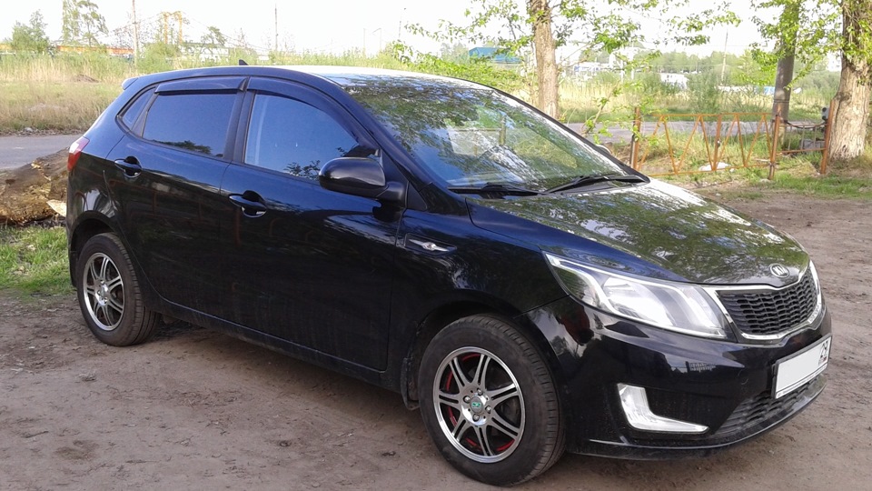 KIA Rio 5-door 29