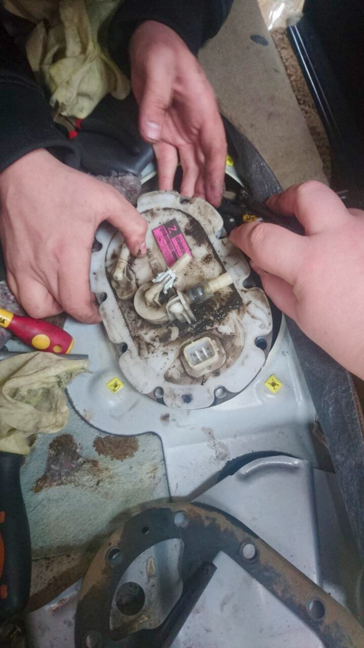 Перенос топливного фильтра под капот EZ 30 — Subaru Lancaster (BH), 3 л ...