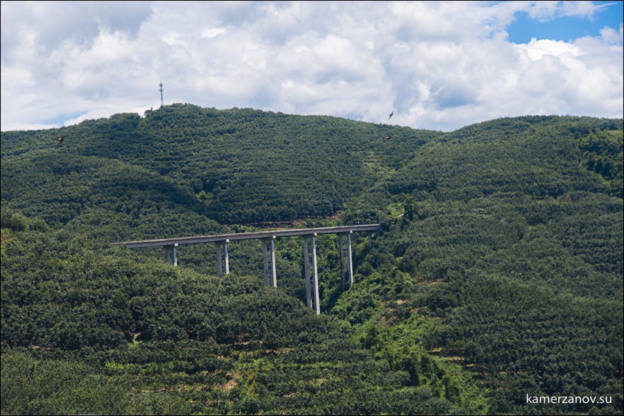 On the edge of Eurasia From Novosibirsk to Malaysia on SUVs Part V3 China From Lhasa to the border with Laos