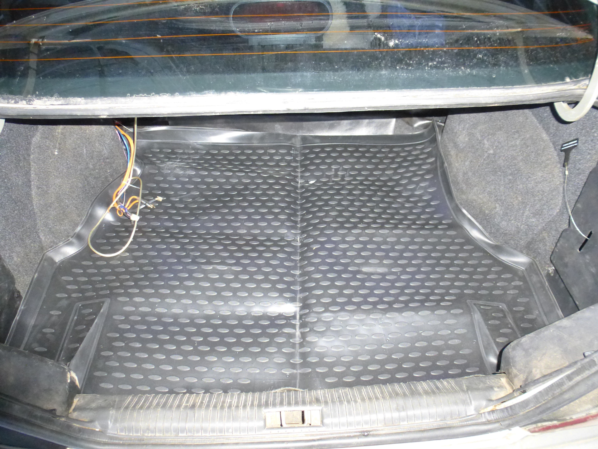 Ковер в багажник эсперо - Daewoo Espero, 2 л, 1996 года стайлинг DRIVE2