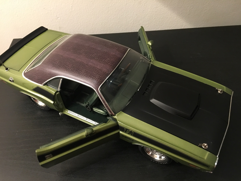 Dodge Challenger T/A 1970 1/18 Highway61 — Сообщество «Масштабные