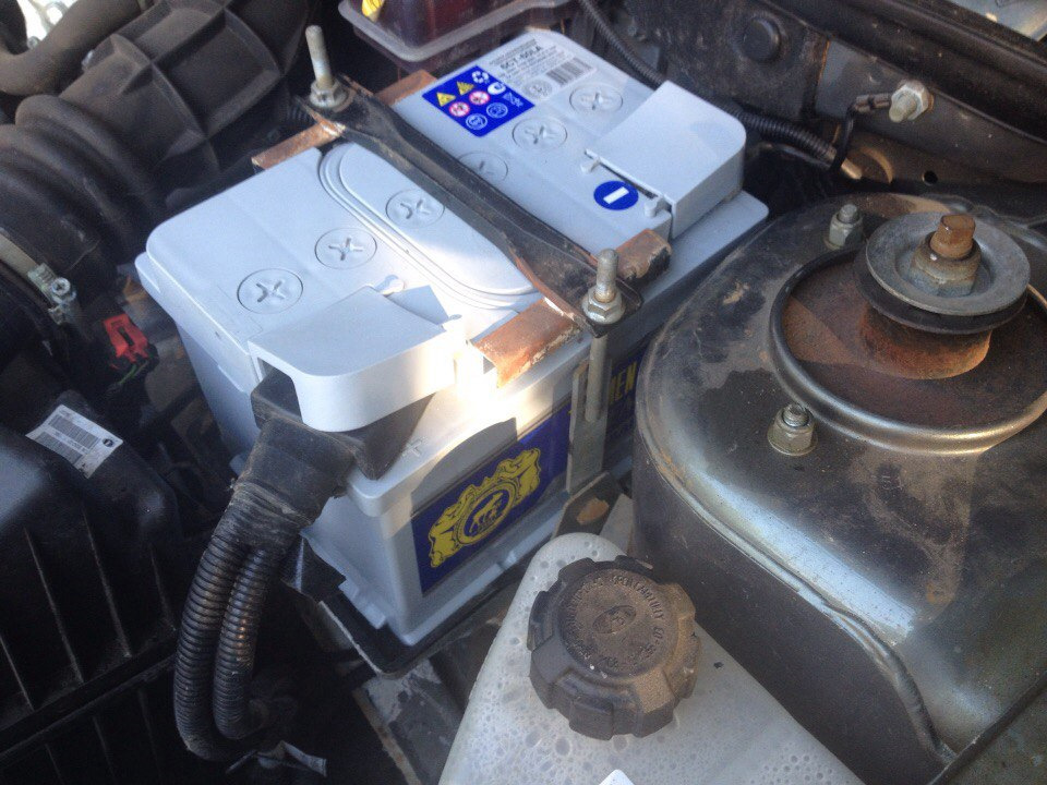 Tyumen battery premium 6ст-60la — Lada Калина Хэтчбек (1G), 1,6 л, 2011 ...