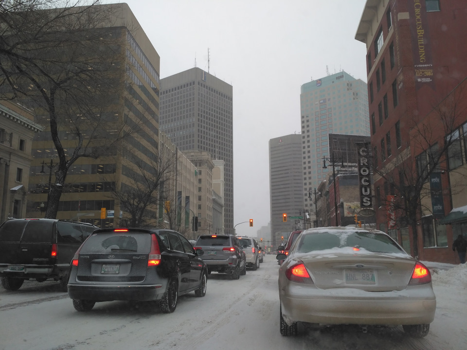 Клинит ручник. Парковка у дома — Honda Civic Hatchback (6G), 1,6 л ...