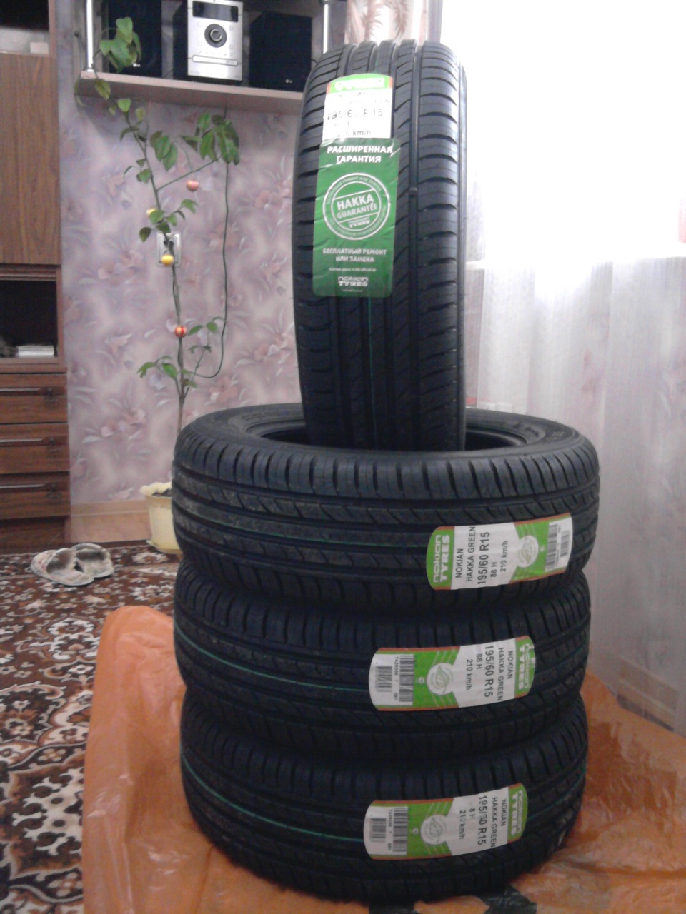 Nokian Hakka Green 195/60 R15 88W — KIA Cerato (1G), 1,6 л, 2006 года ...