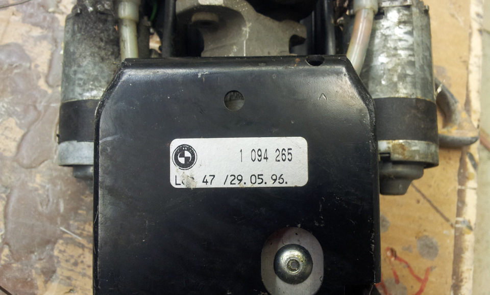 Фото в бортжурнале BMW 5 series (E39). Запчасти на фото: 1094265