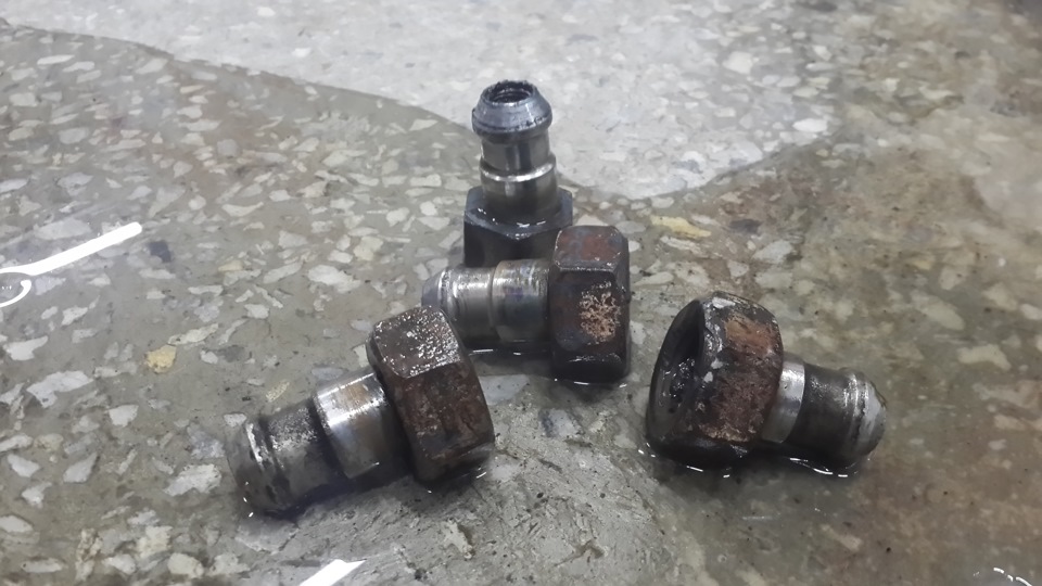 Фото в бортжурнале Jeep Cherokee (KK)