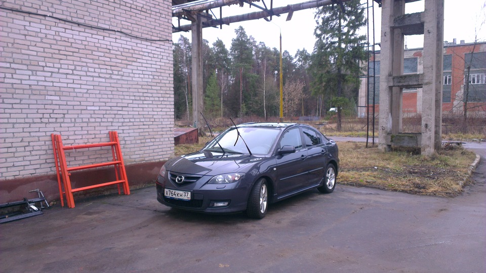 Mazda 3 Тёмно серая Матрёня