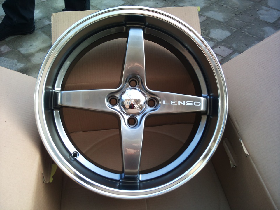 Диски lenso. Ленсо р15. Диски ленсо. Диски Lenso r15. Диски лензо 17.