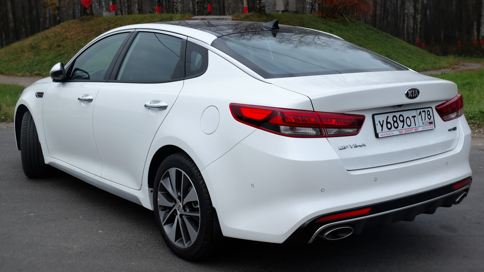 Kia Optima k5 gt белая