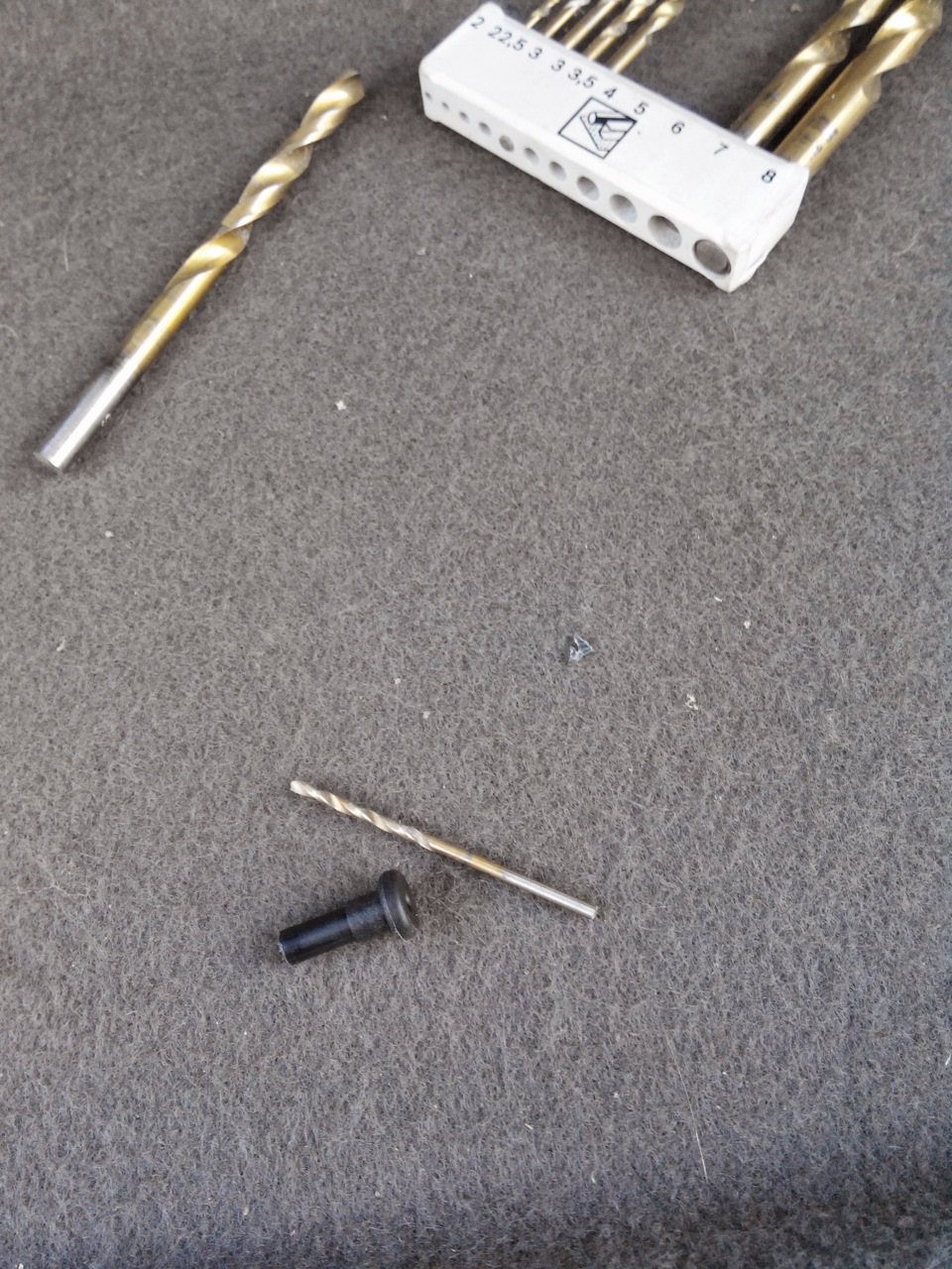 Полка багажника. Больше не гремит! — Lada Калина Хэтчбек (1G), 1,4 л ...