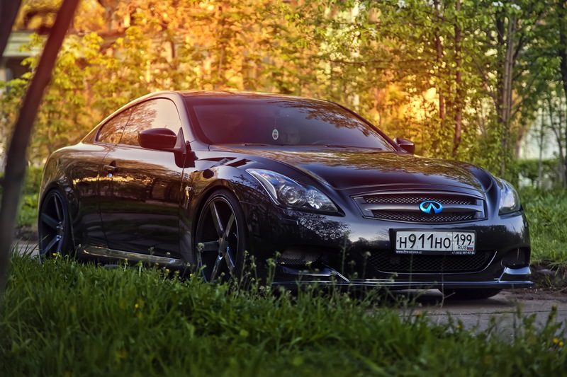 Infiniti g37 Black