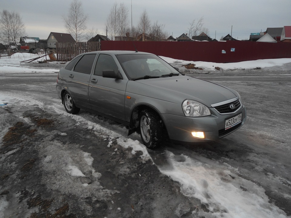№16 Ровно 10000 за ее рулем — Lada Приора хэтчбек, 1,6 л, 2010 года ...
