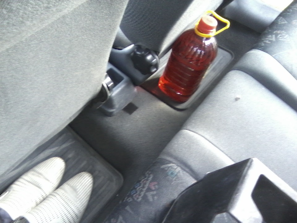 решил пропылесосить машину… — Skoda Felicia, 1,3 л, 1997 года | мойка ...