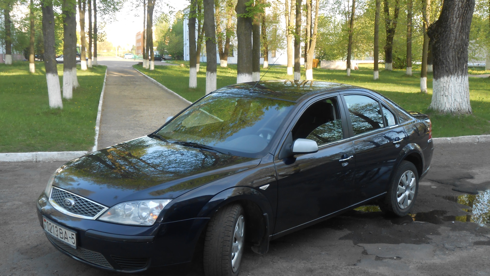 Ford Mondeo III 2.0 бензиновый 2006 | Deep (House) Navy на DRIVE2