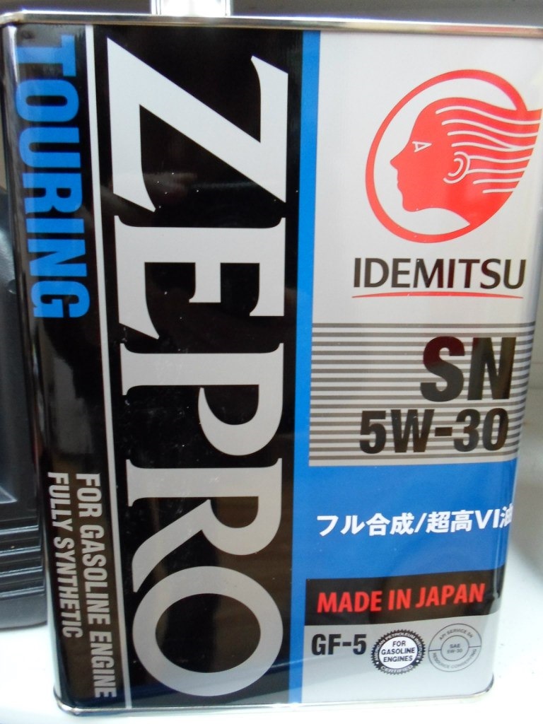 Вмпавто масло моторное синтетика. Японские автомасла Idemitsu 5w30. Японское масло ENEOS 5w-30. Idemitsu Zepro 5w30. Idemitsu 5w-30 4л.