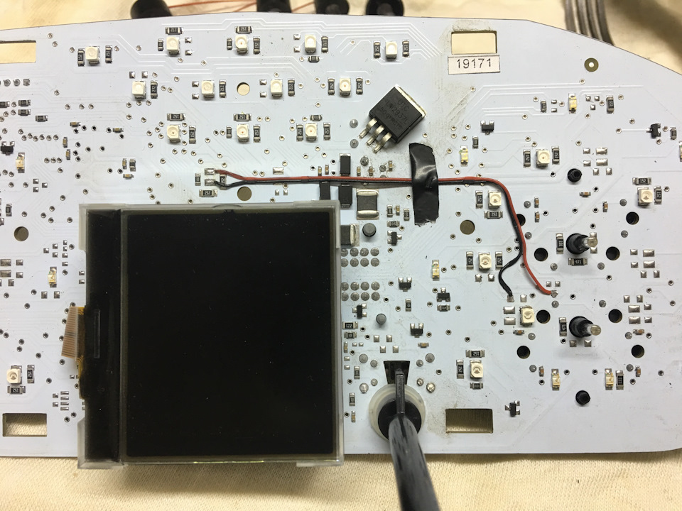 Сопли поверхностного монтажа — УАЗ Patriot