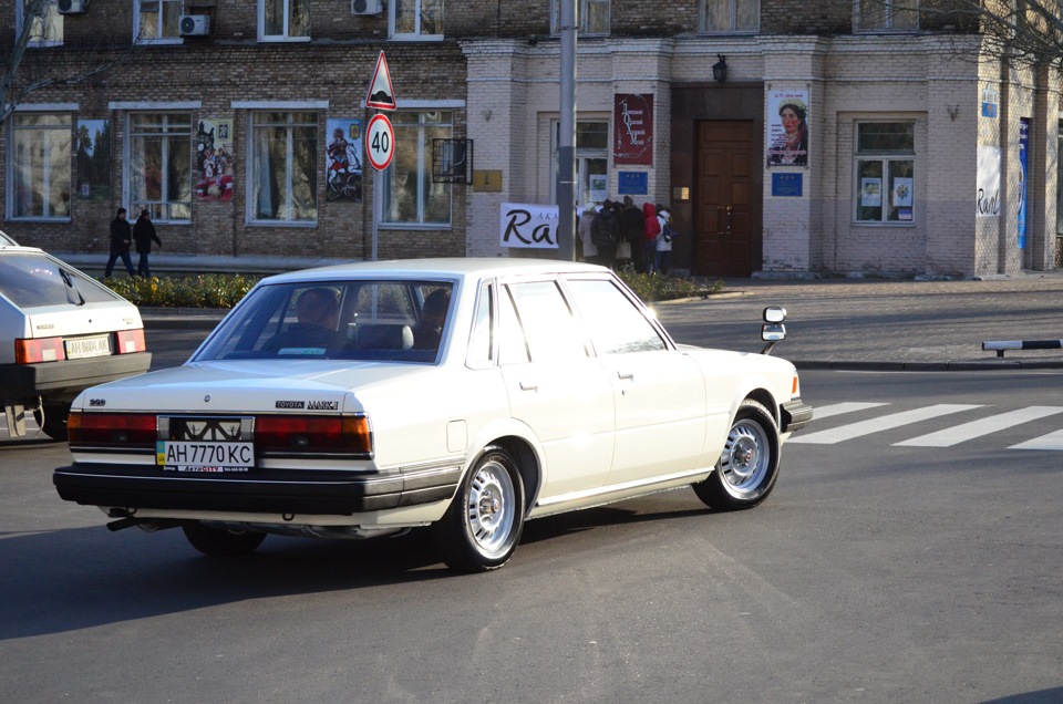 Jcars. Ниссан 1978 года. Автоклуб япония 1990-2000. Встреча j7. Jcars.