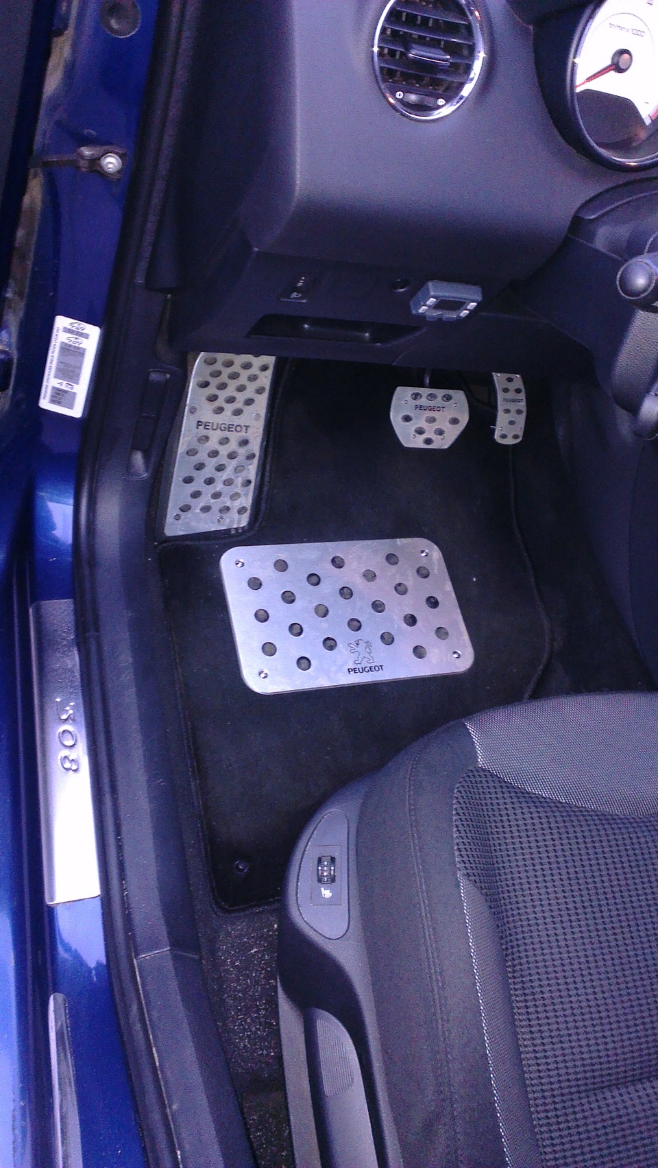 Подставка под пятку. Продолжение — Peugeot 308 (1G), 1,6 л, 2008 года ...
