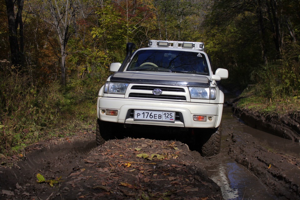 Hilux Surf Club Сахалин