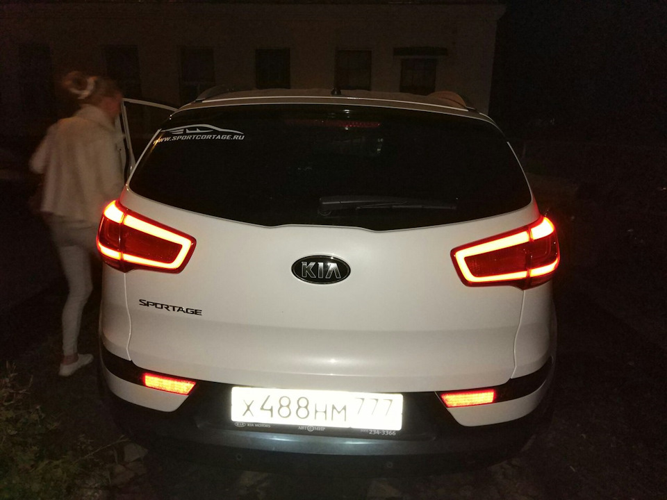 kia sportage 3 задние фонари