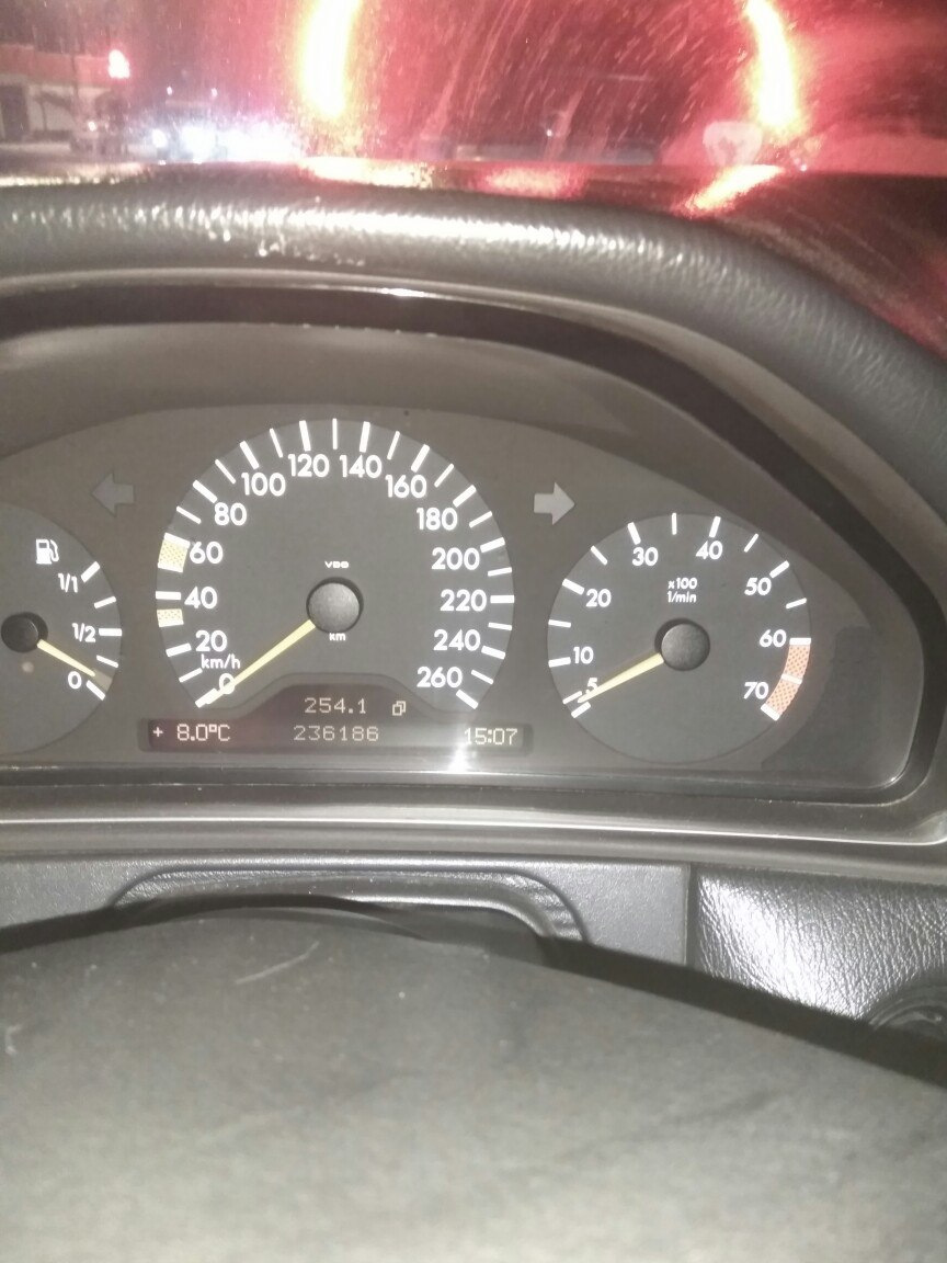 HELP!Уже не знаю что делать!Обороты, слегка троит. — Mercedes-Benz E-class  (W210), 2,8 л, 1998 года | поломка | DRIVE2