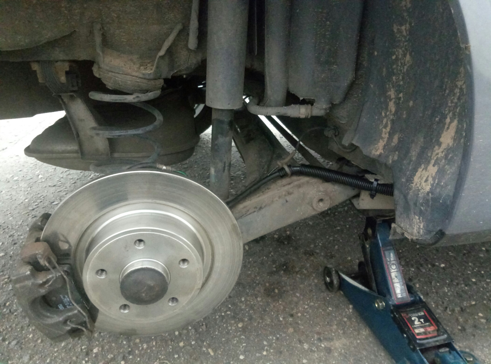 Купить Трос Ручника Рено Лагуна 2