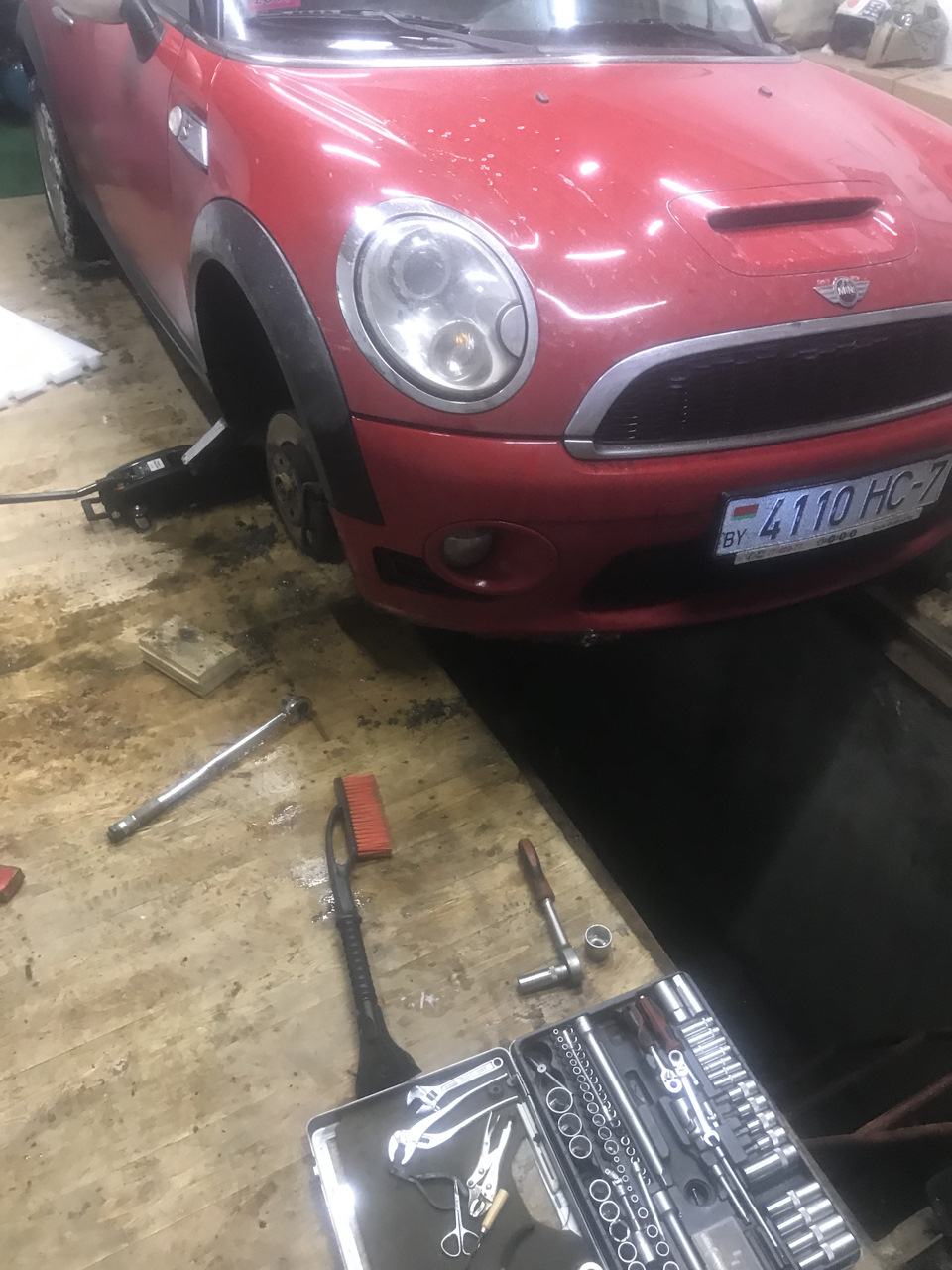 Замена полуоси на Mini Cooper S 2008 год — DRIVE2