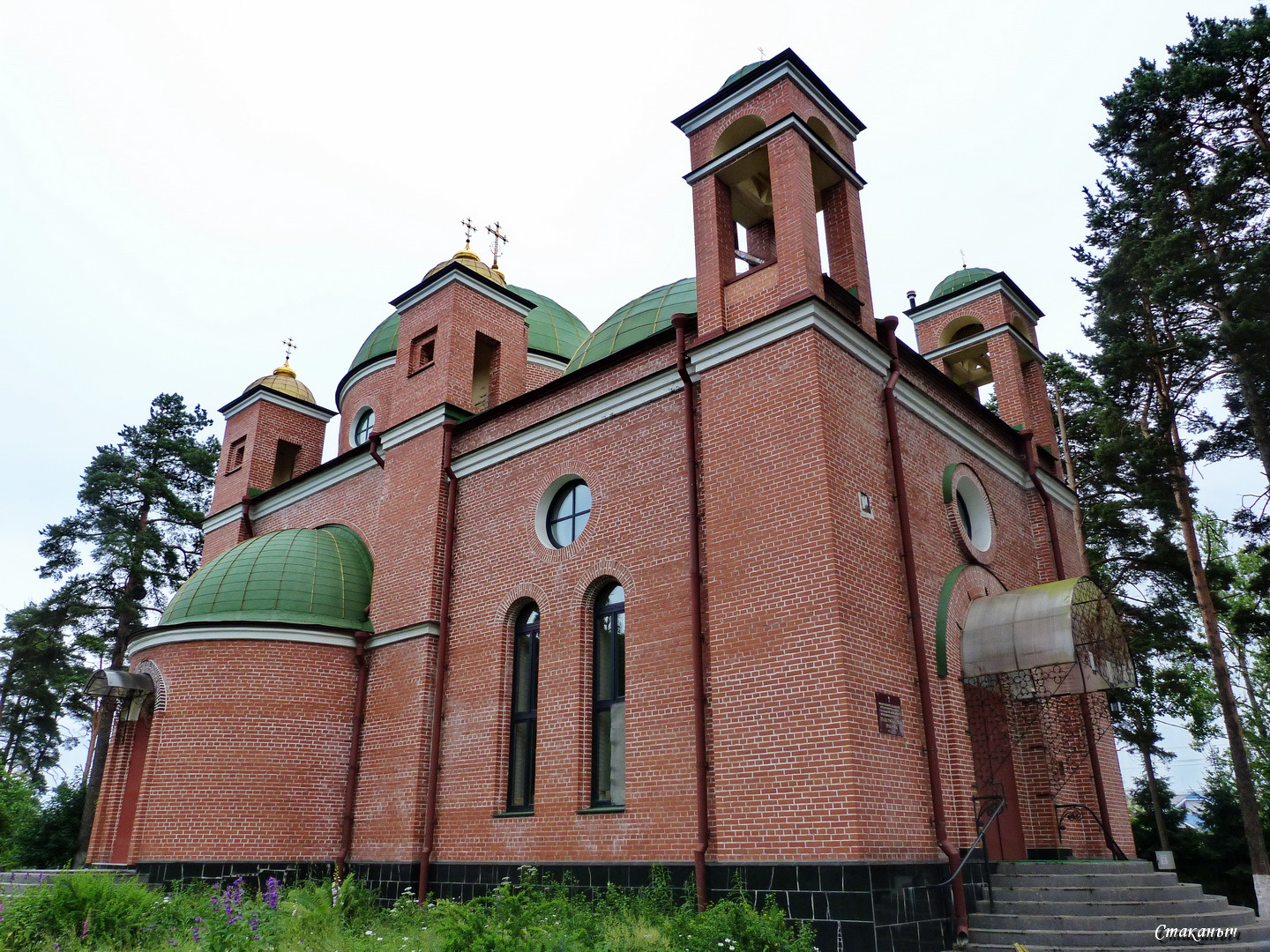 церкви и храмы ленинградской области